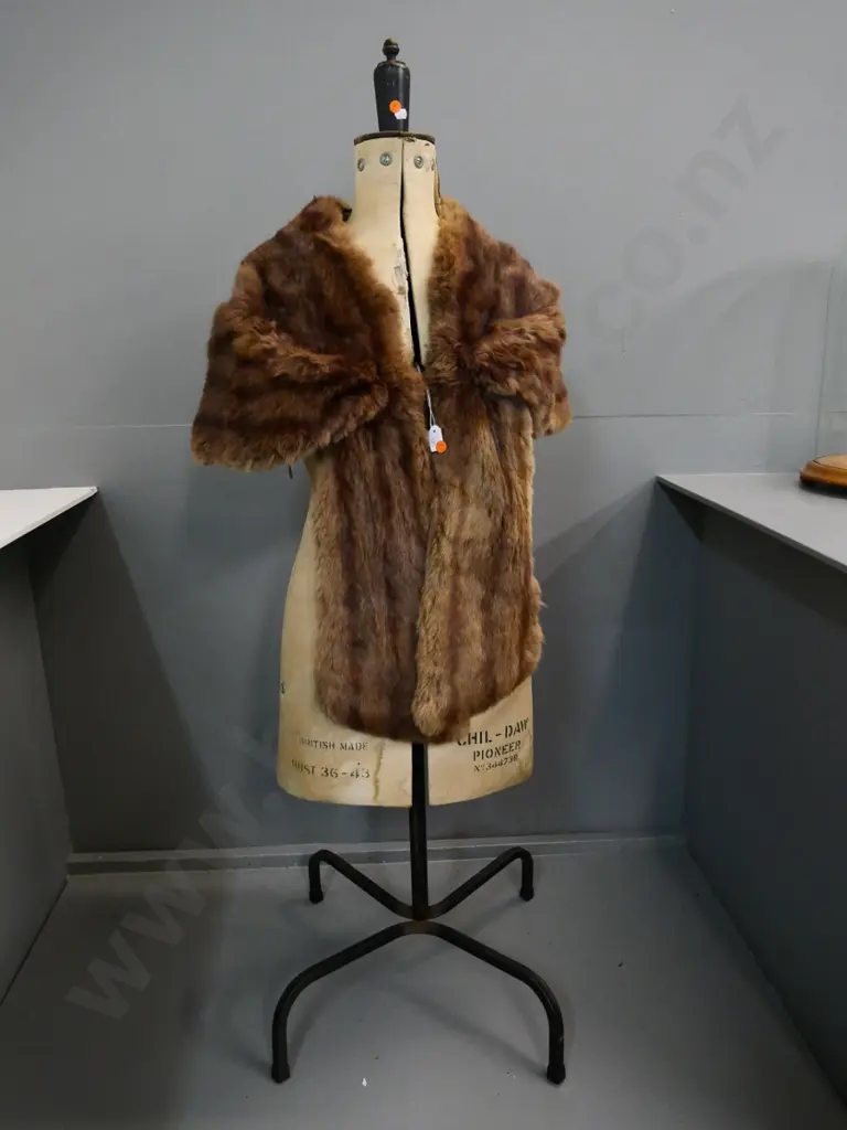 vintage Chil-Daw adjustable dressmaker's form with general wear and tear, and a brown fur stole Image 1++