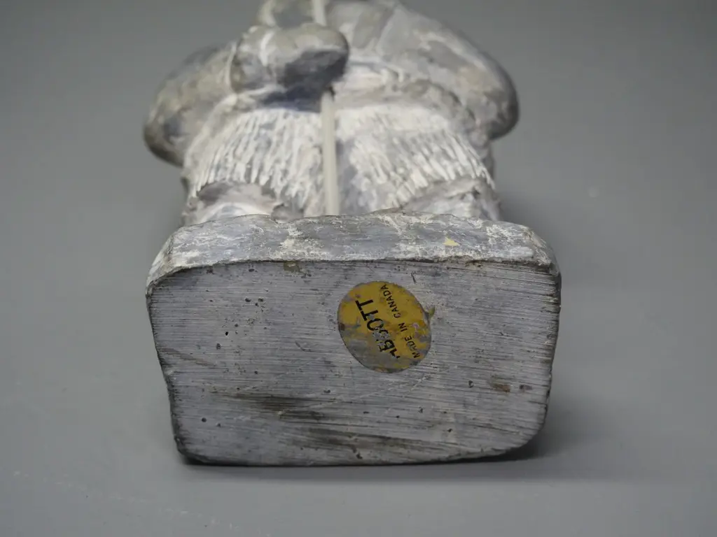 soapstone carving - Inuit hunter, engraved Abbott Canada on back of base H-220 Image 1++