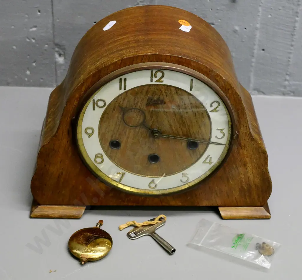 vintage Juba chiming mantel clock with key - one foot needs securing H-210 W-280 Image 1++