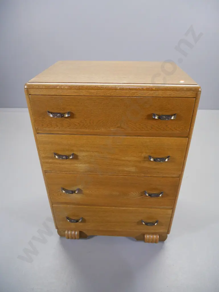 deco oak 4-drawer chest with brass handles H-890 W-620 D-430 Image 1++