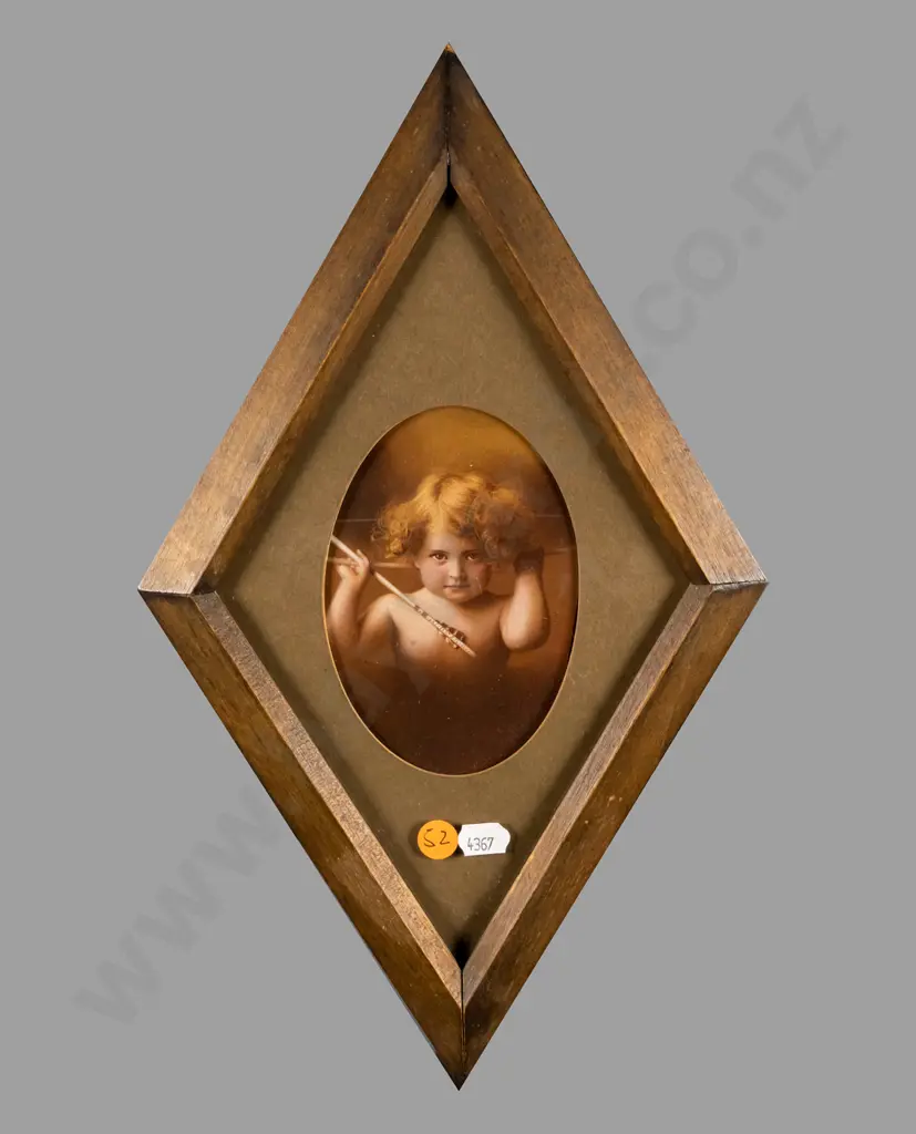 diamond shaped framed cherub print - H-370 W-220 Image 1++