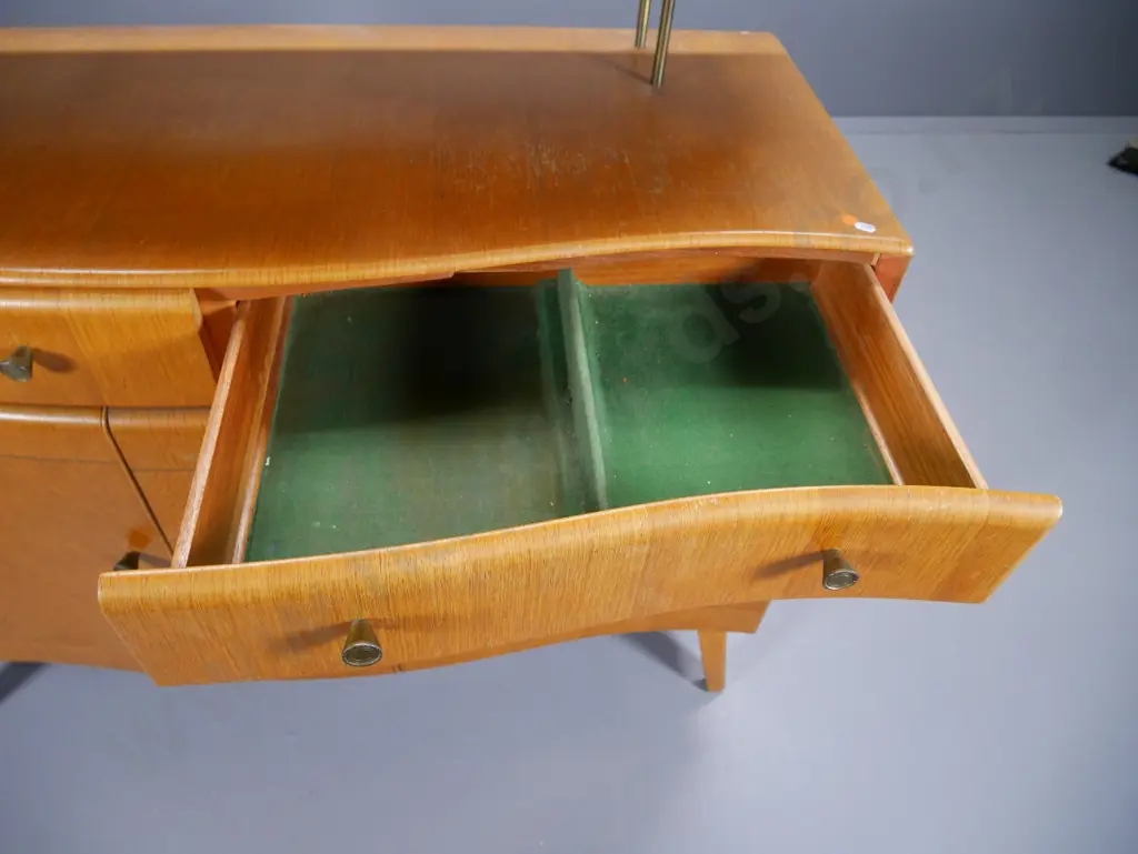 retro oak veneer sideboard w/1 upper & 2 lower doors, 2 drawers, display shelves, brass supports H1380 W1240 D520 Image 1++