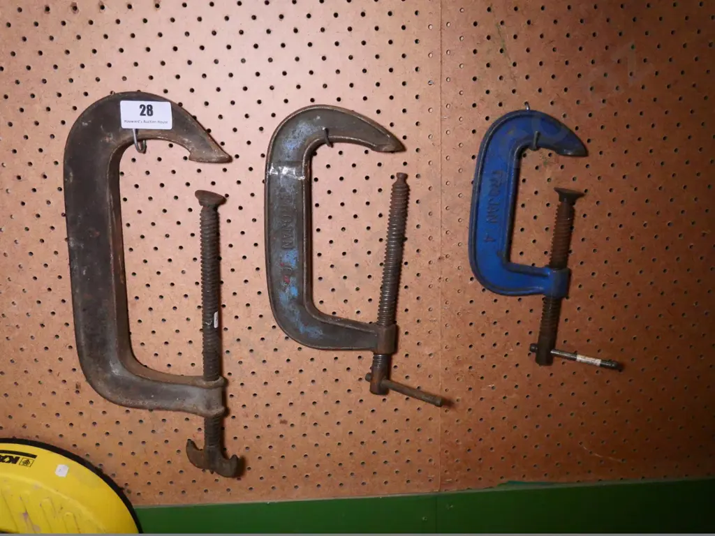 3 G-clamps Image 1++
