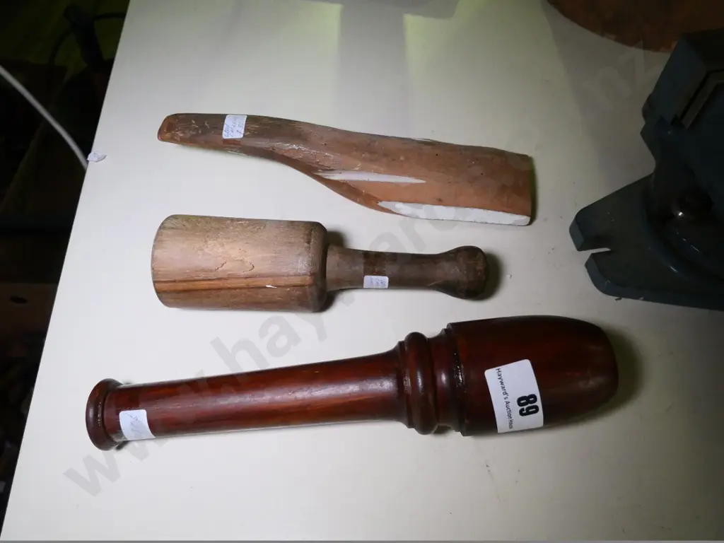 3 vintage carver's mallets Image 1++
