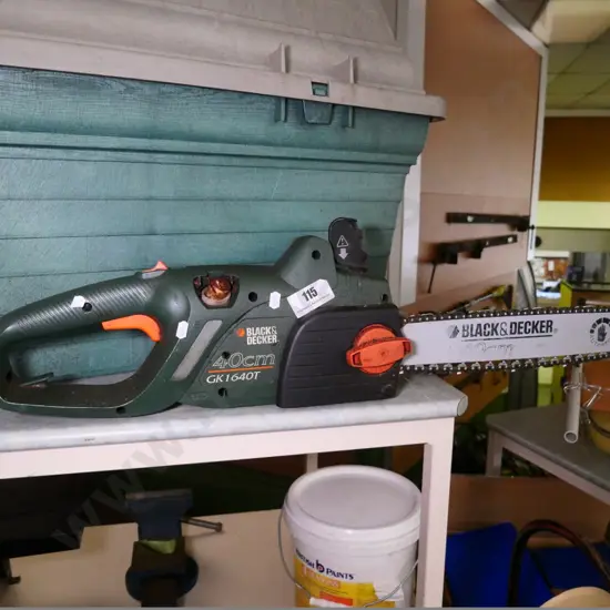 Black & Decker electric chainsaw - missing oil cap