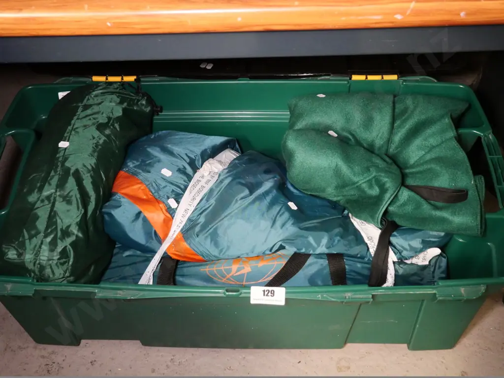 camping tent in black plastic tub - as is, no returns Image 1++