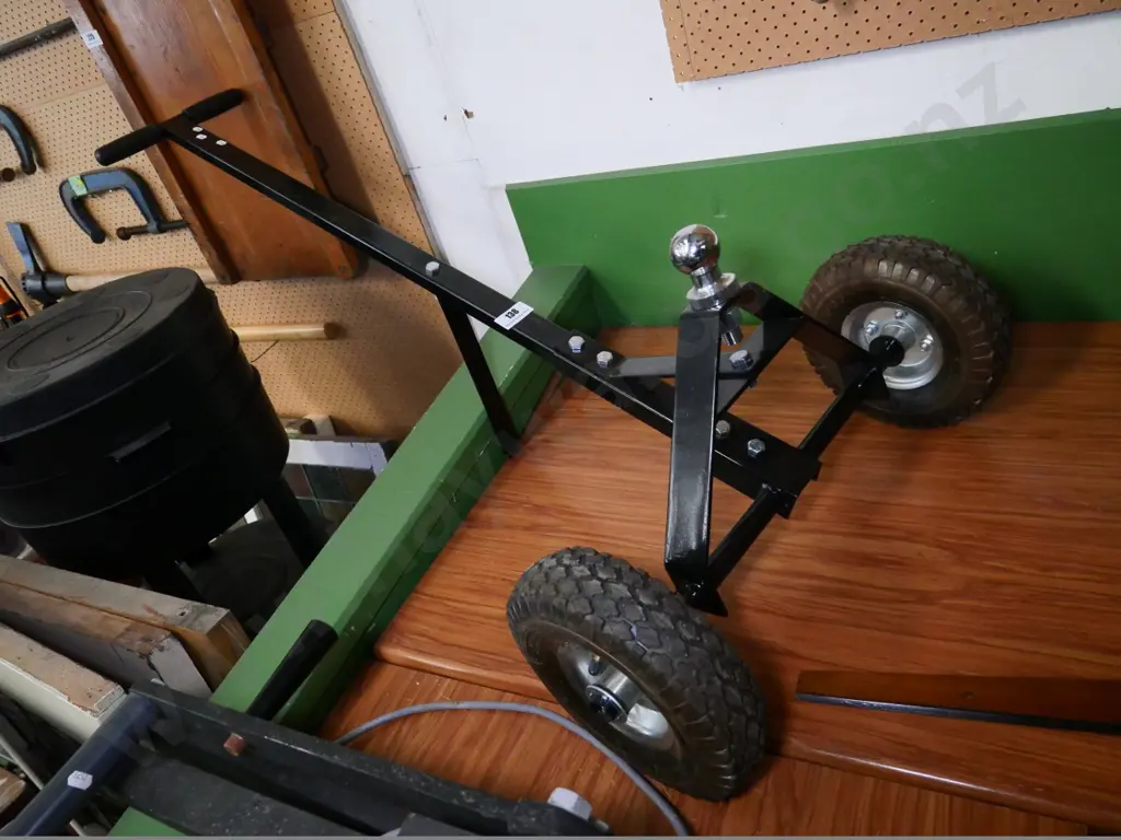 trader dolly Image 1++