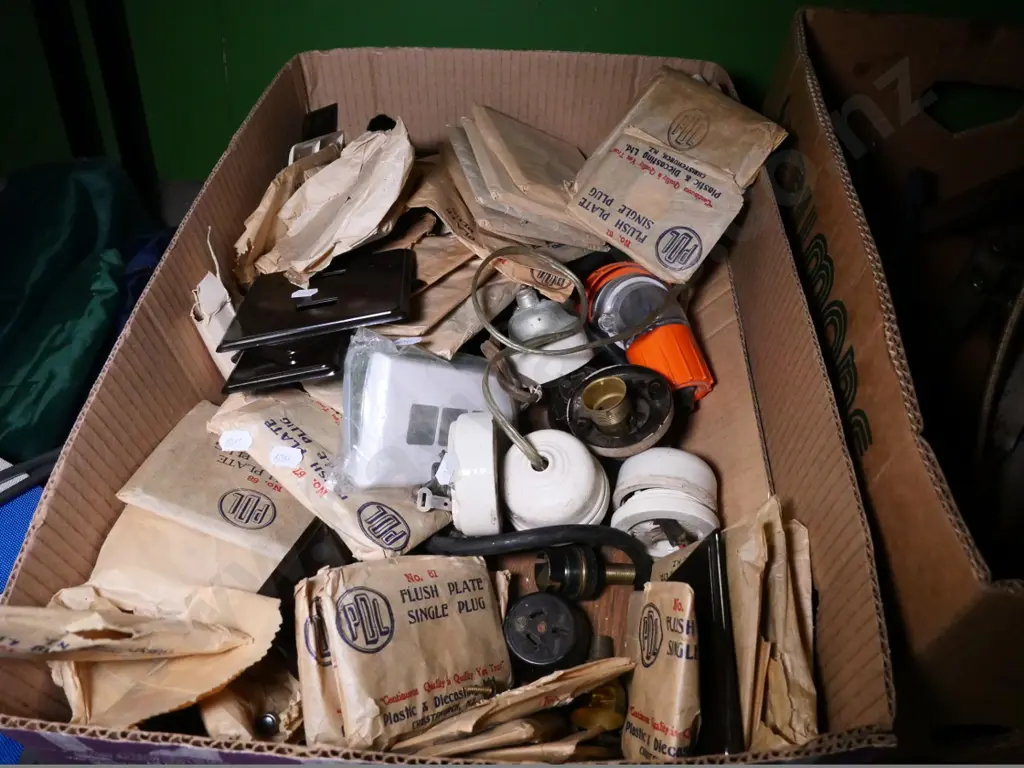 box of retro bakelite electric coverings, 3-pin plugs, etc. Image 1++