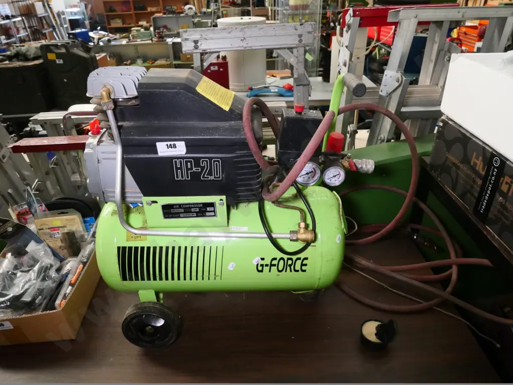 G-Force air compressor, missing one wheel, damage to air filter Image 1++