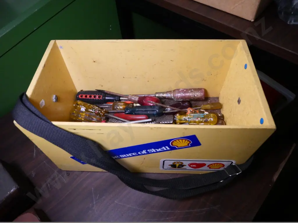 wooden box, screwdrivers, etc. Image 1++