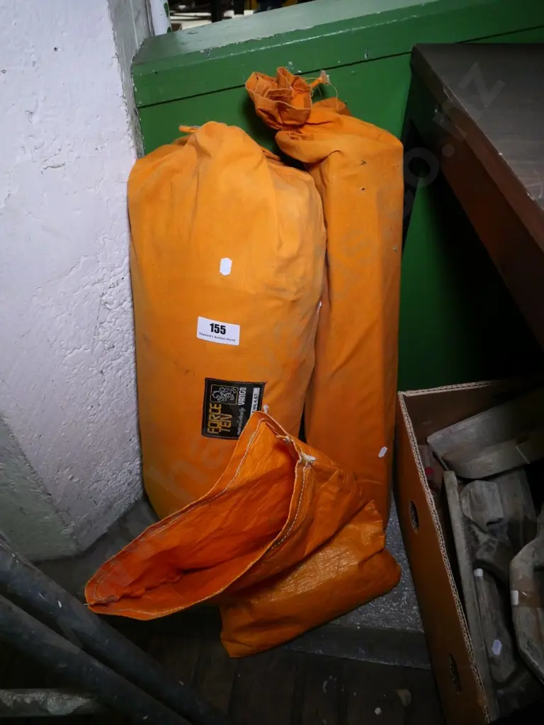 Force 10 camping tent - as is, no returns Image 1++