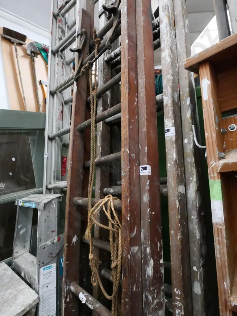 vintage wooden extension ladder Image 1++