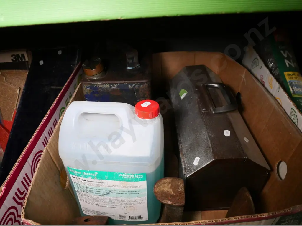 box of shoe lasts, de-greaser, toolbox, petrol tin Image 1++