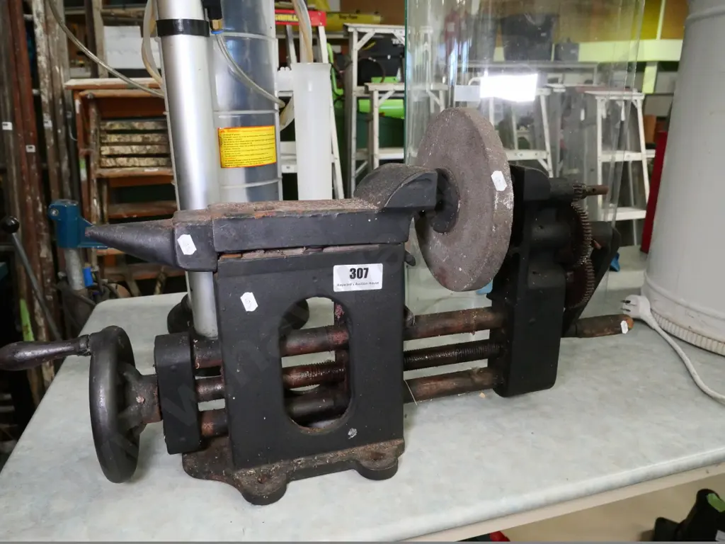 vintage hand-operated grinder Image 1++