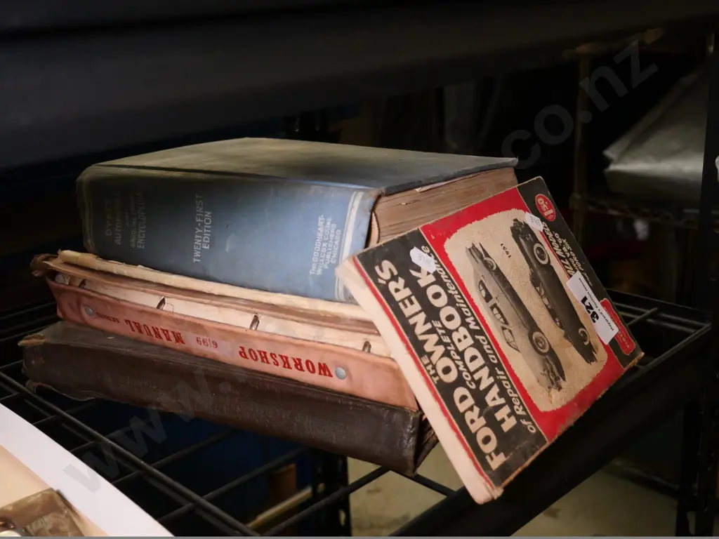 vintage automotive manuals Image 1++