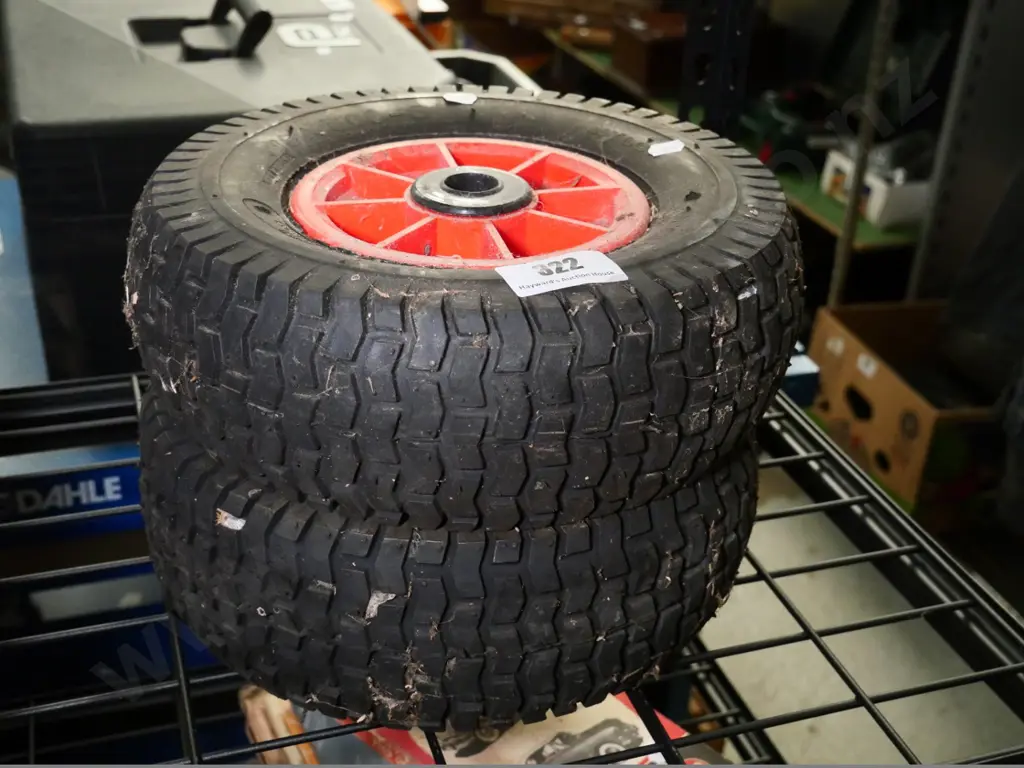 2 pneumatic tyres Image 1++