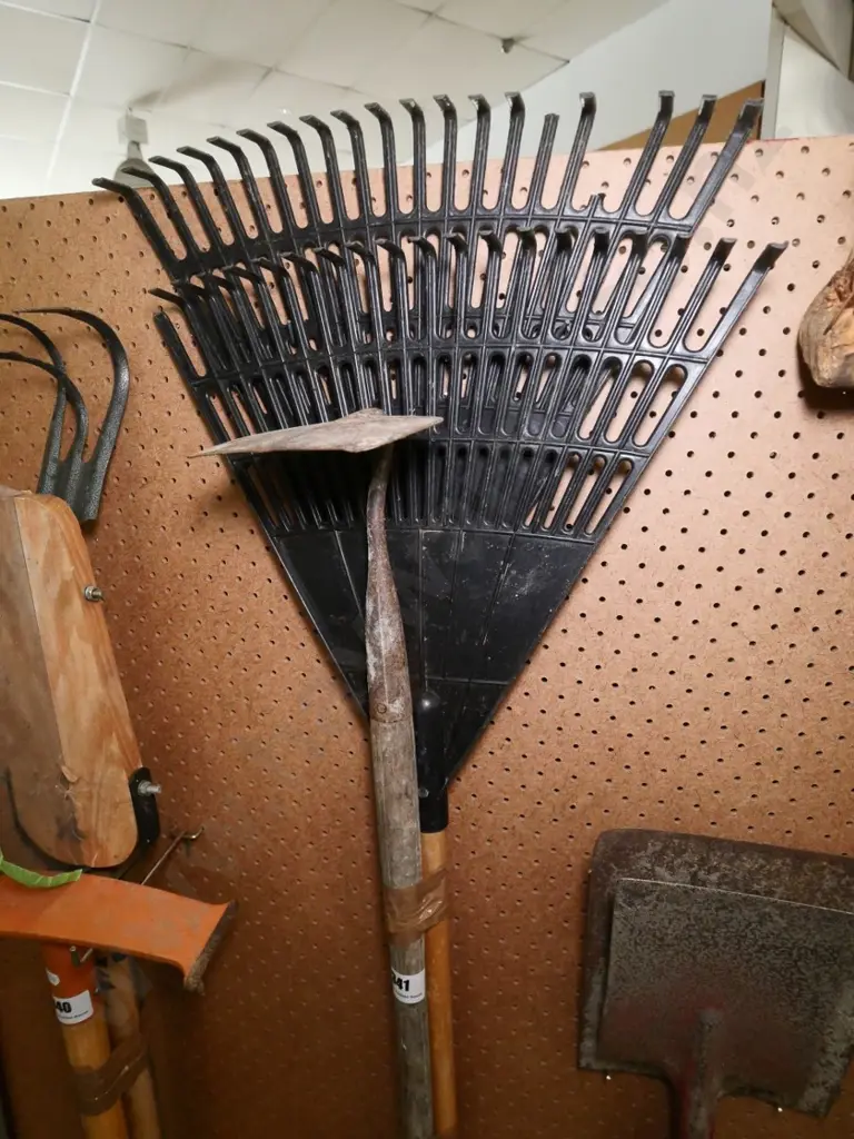 2 grass rakes and a hoe Image 1++