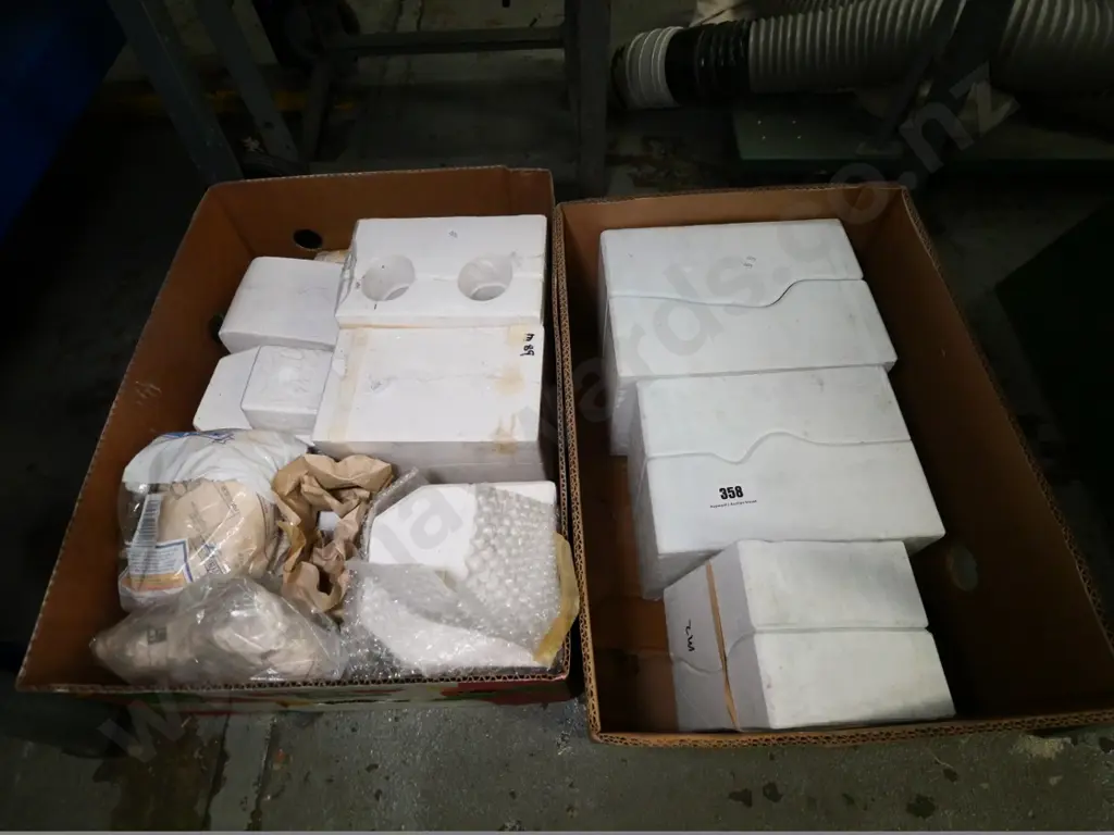 2 boxes of porcelain doll moulds Image 1++