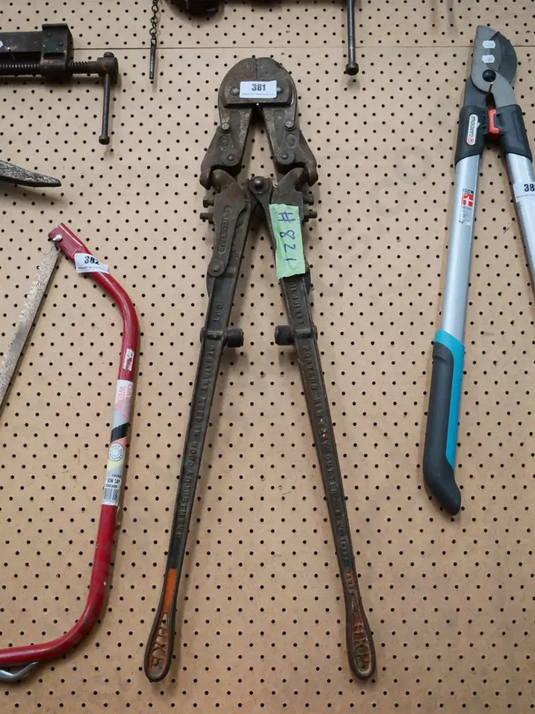Record No. 230 pivot-head bolt cutters Image 1++