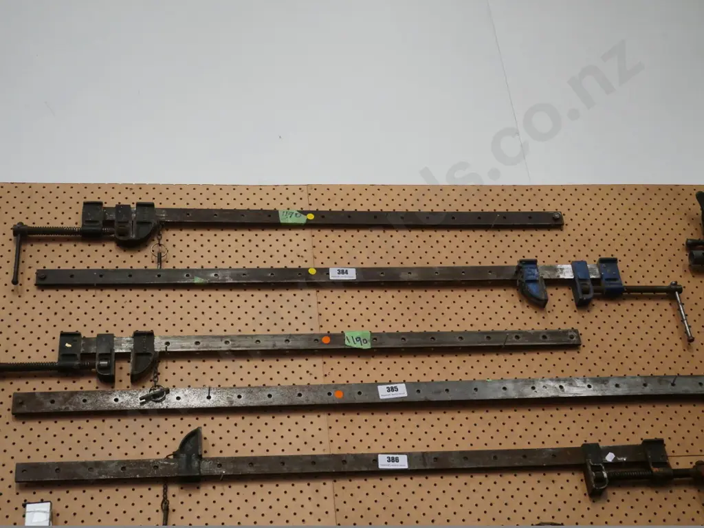 2 sash clamps - yellow dots Image 1++