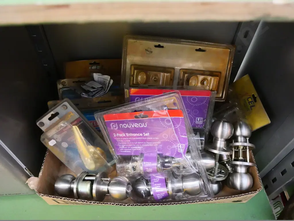 box of door hardware Image 1++
