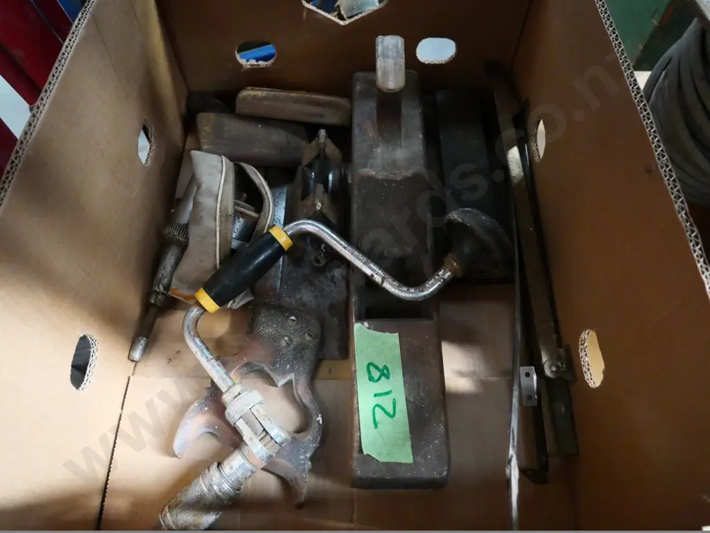 box of part wooden hand plane, drill brace, grease gun, etc. Image 1++