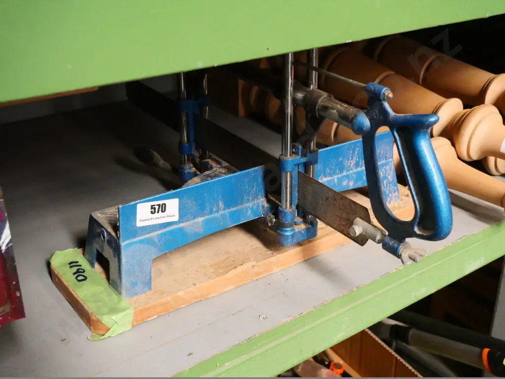 mitre stand and saw Image 1++