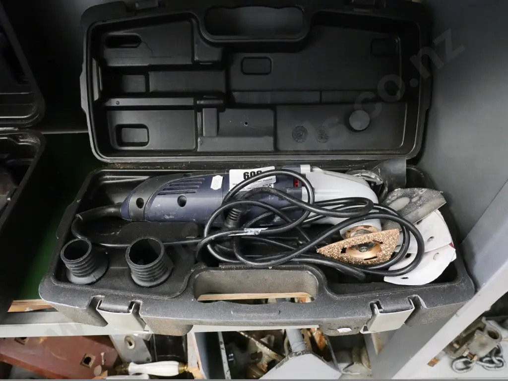 Renovator multi-tool Image 1++