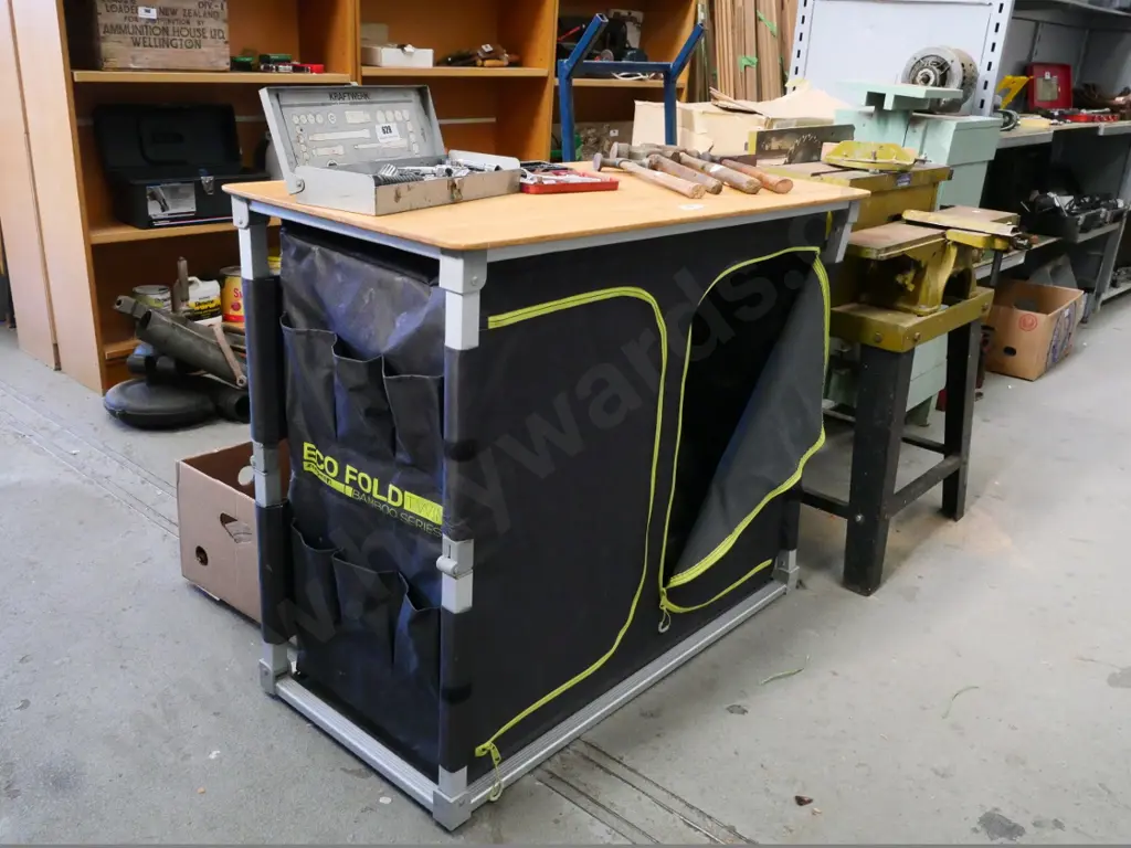 Zempire folding camping table and carry bag Image 1++