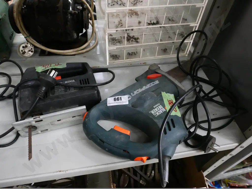 reciprocating saw and a jigsaw Image 1++