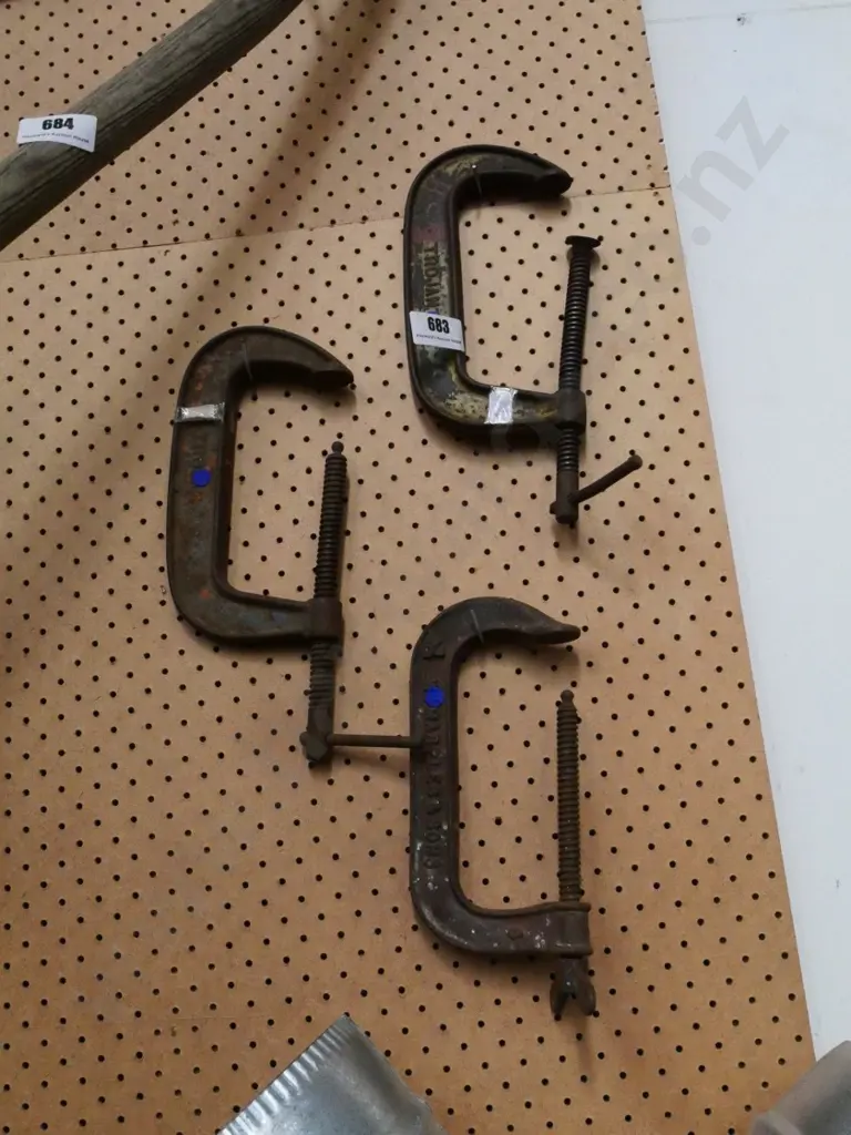 3 G-clamps - blue dots Image 1++