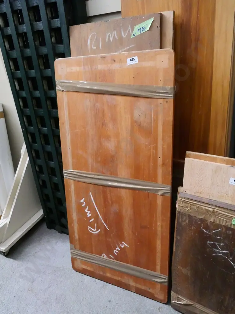pieces of rimu Image 1++