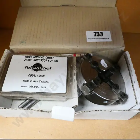 Nova compact chuck