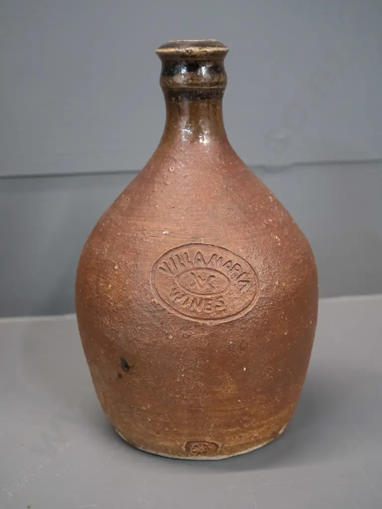 Barry Brickell studio pottery flask - embossed 'Villa Maria Wines' H-195 Diameter 130 Image 1++