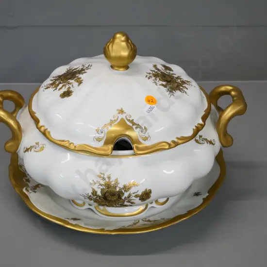 Limoges handled large soup tureen and plate - white glaze with gilt decoration H-220 W-310 at handles