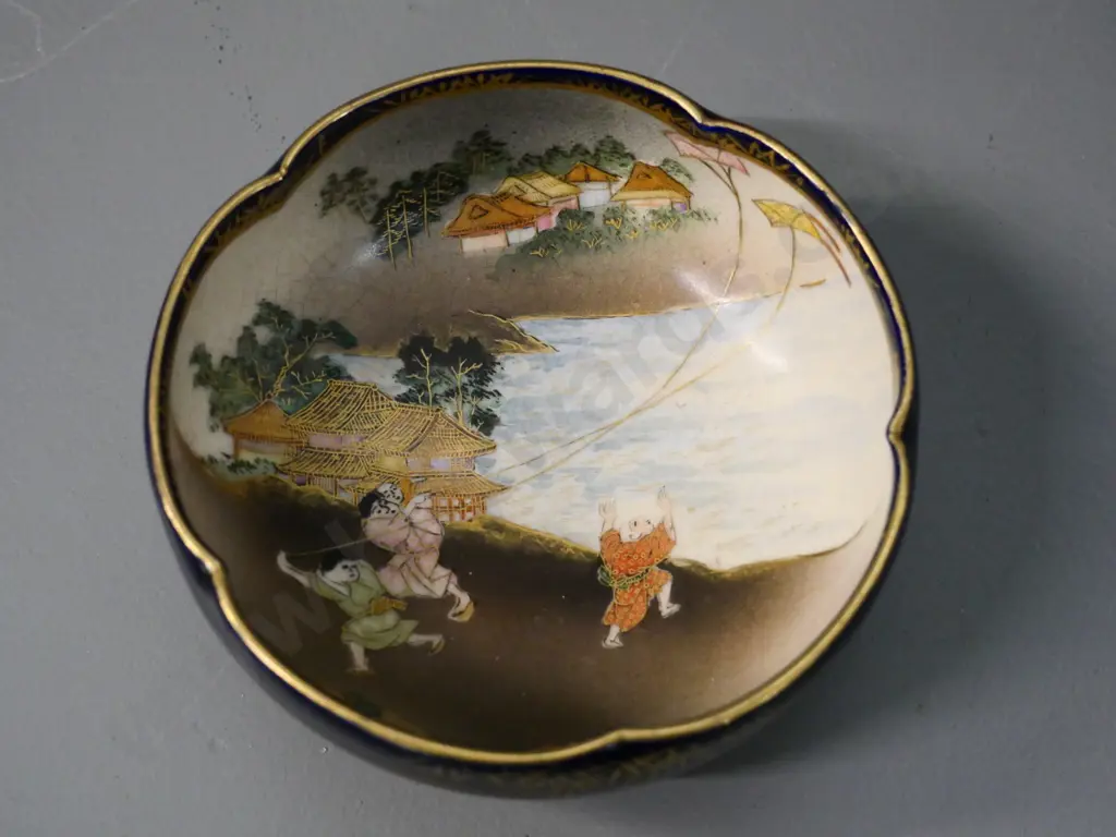 small Japanese fine Satsuma bowl with maker's mark - H-50 Diameter 120 Image 1++