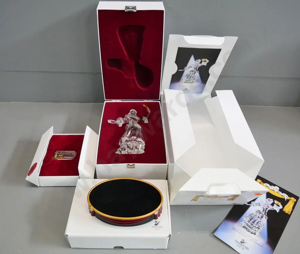 Swarovski 2000 Masquerade Columbine figure H-165 in fitted case w/outer box & additional boxed plaque Image 1++