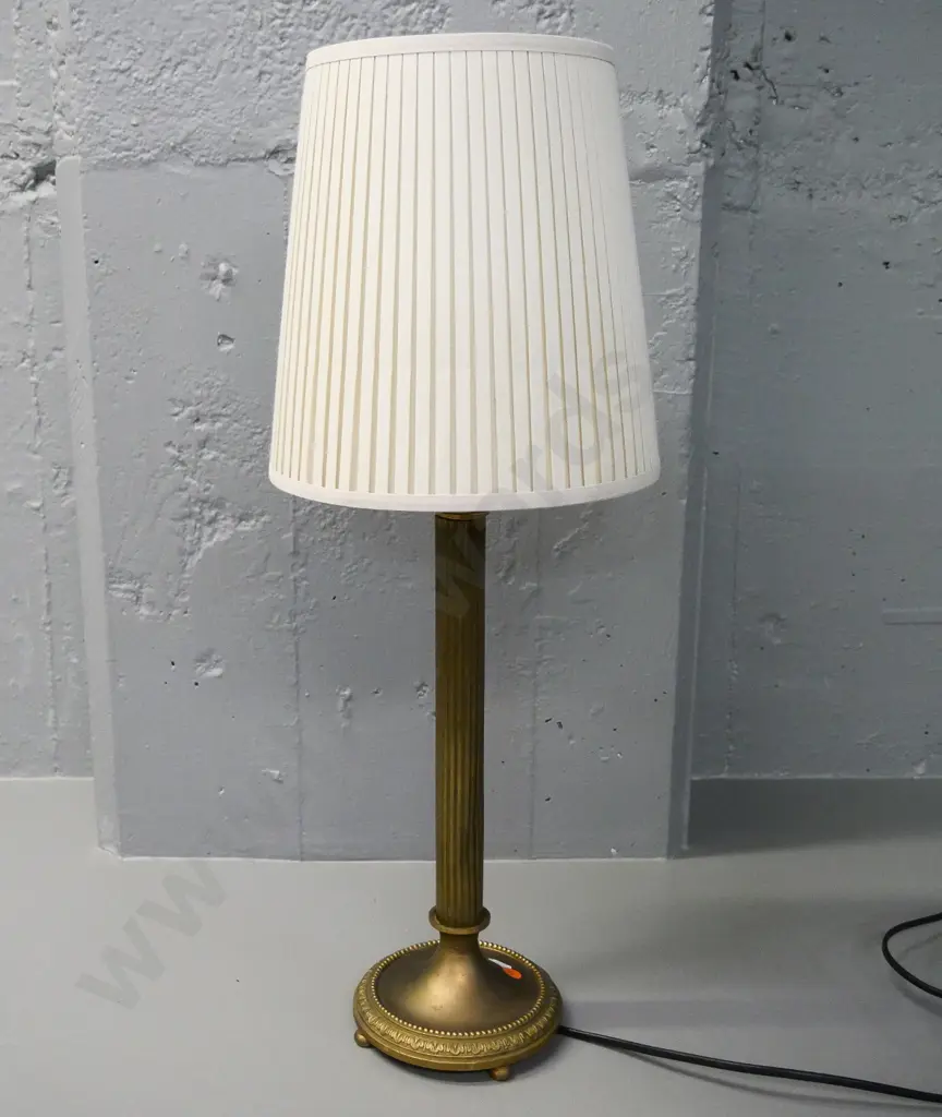 fluted and beaded brass table lamp with pleated shade H-630 Image 1++