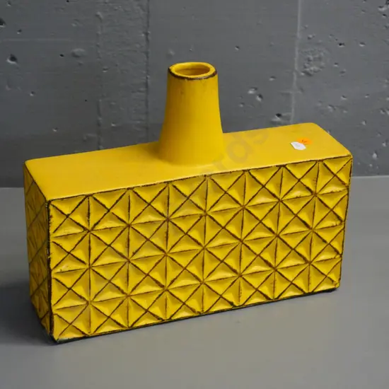 retro style slab pottery vase - H-240 W-290 D-80
