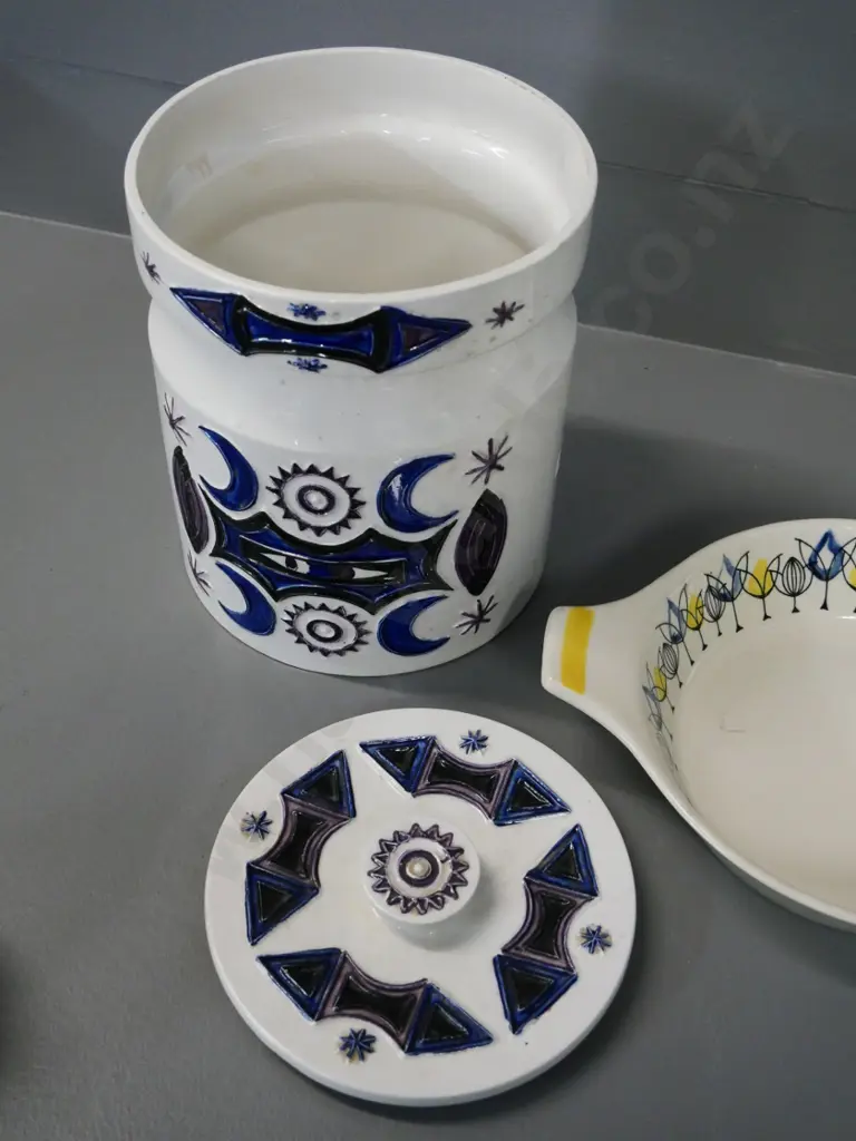 retro Portmeirion Susan William-Ellis "Samarkand"  lidded storage jar - some rubbing to top H200 and a Norwegian dish Image 1++