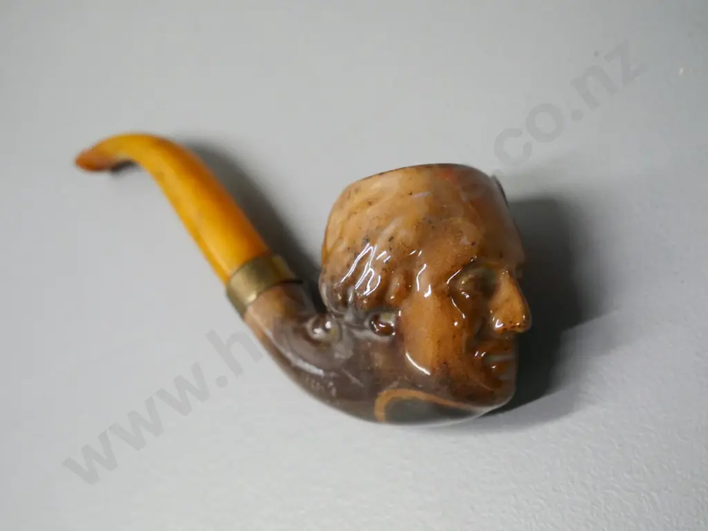 ceramic 'Baronite' Dutch smoker's pipe with George Washington theme, faux tortoise shell stem L-150 Image 1++