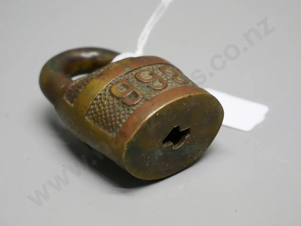 vintage small heavy brass padlock, marked 999, no key H-60 Image 1++