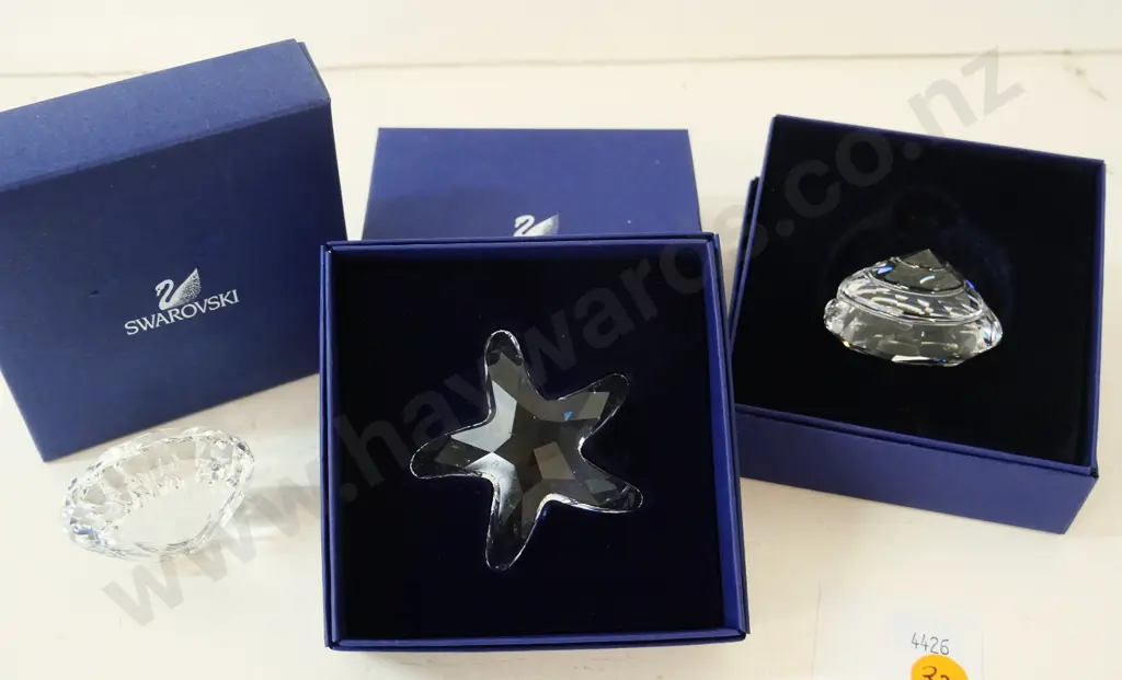 3 boxed Swarovski crystal ornaments - shell, sea-star and snail Image 1++