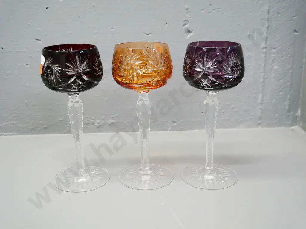 3 crystal colour-cut-to-clear goblets H-190 Image 1++