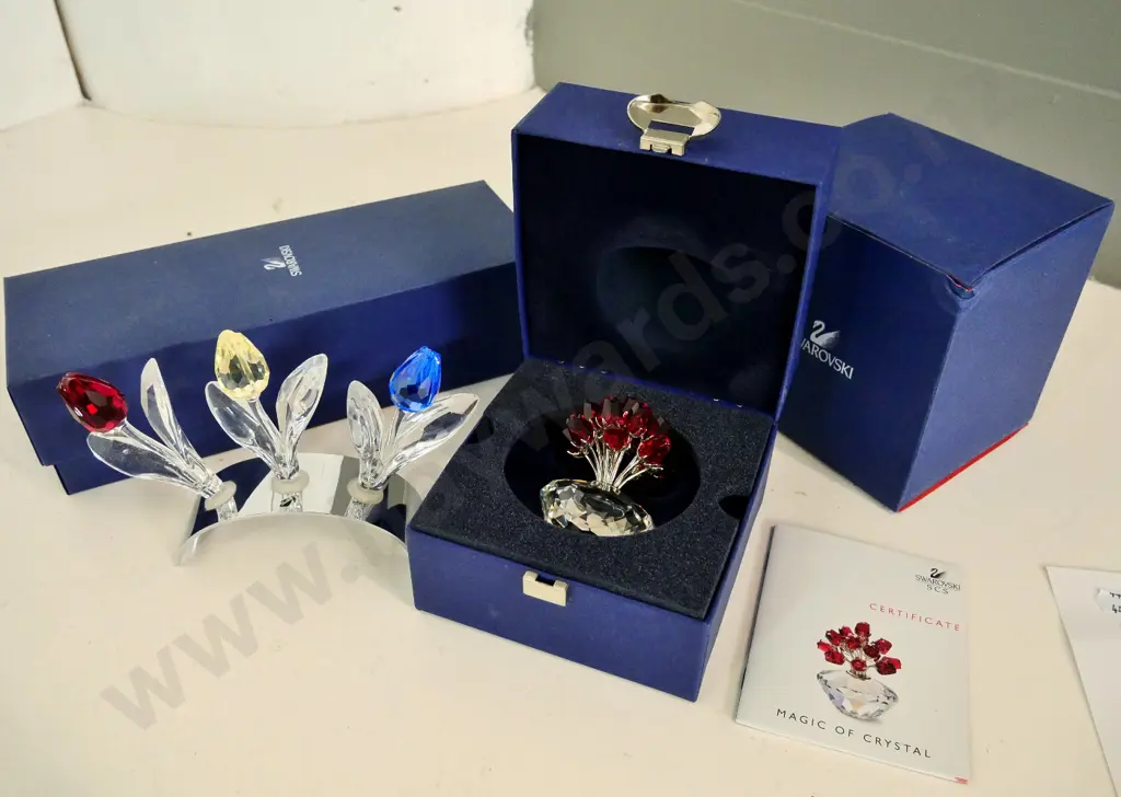 2 boxed Swarovski crystal floral ornaments - 3 tulips in metal stand & a posie of roses Image 1++