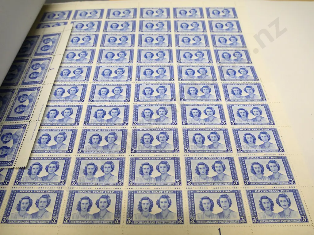 2 volumes loose mint stamp sheets/part sheets - Royal visits/coronation, NZ, Cook Islands, Rhodesia, South Africa etc. Image 1++