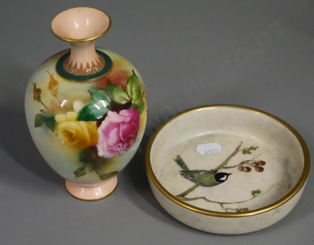 Royal Worcester roses vase H-130 and a Royal Copenhagen sweet dish Image 1++
