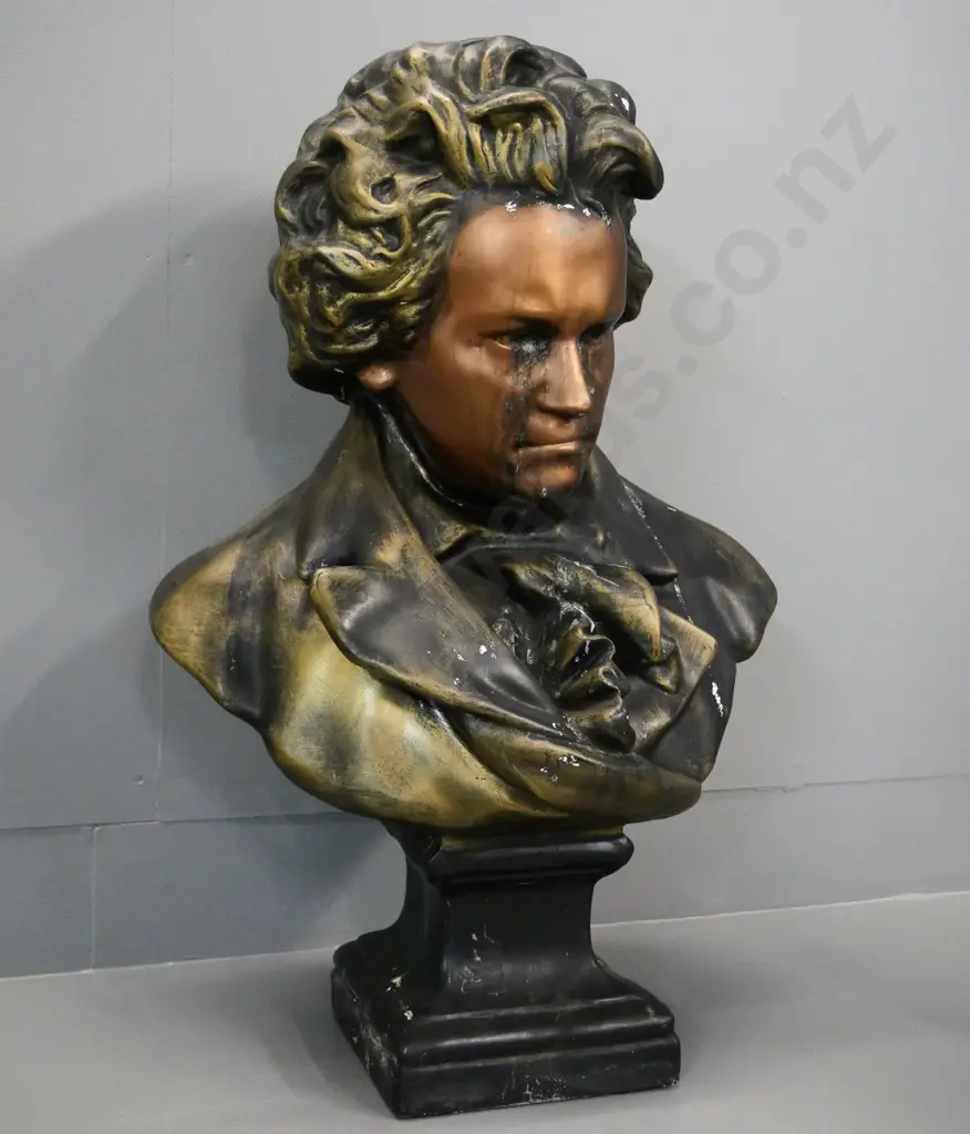 large fibreglass or composite bust of Beethoven H-650 - some finish loss and crackling Image 1++