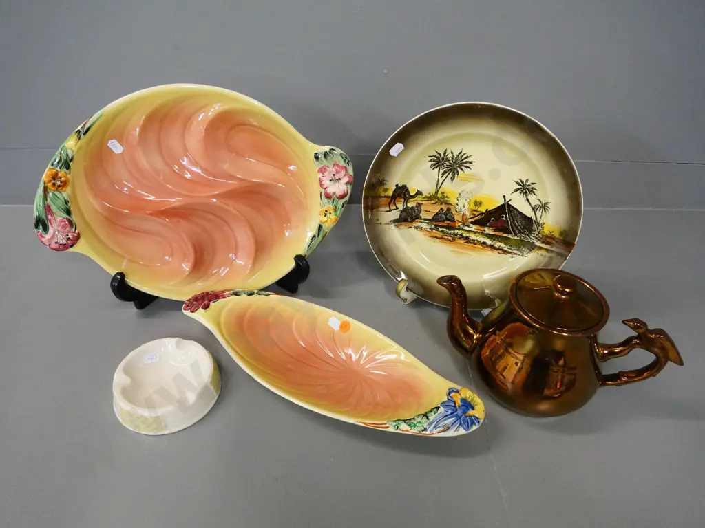2 Shorter & Sons Bouquet bowls, a Belleek ashtray, Wilkinson's Homeland Series 'Africa' plate, copper lustre teapot Image 1++