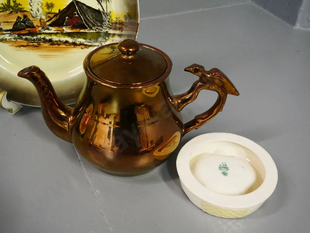 2 Shorter & Sons Bouquet bowls, a Belleek ashtray, Wilkinson's Homeland Series 'Africa' plate, copper lustre teapot Image 1++